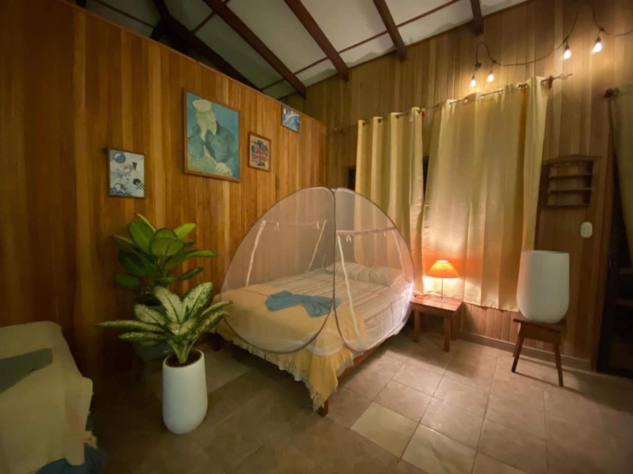 Pura Vida Boutique Apartment